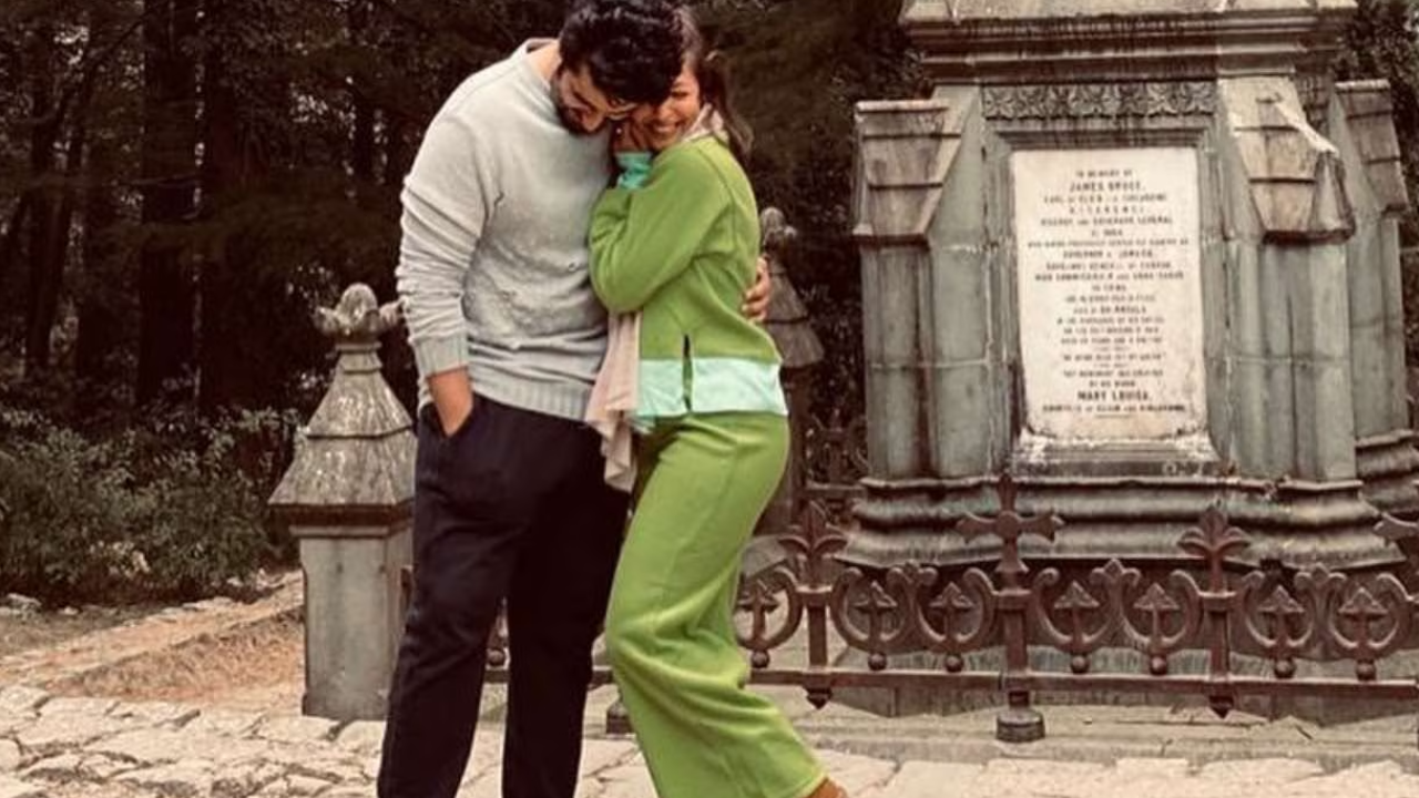 Adorable Moments Of Malaika Arora And Arjun Kapoor